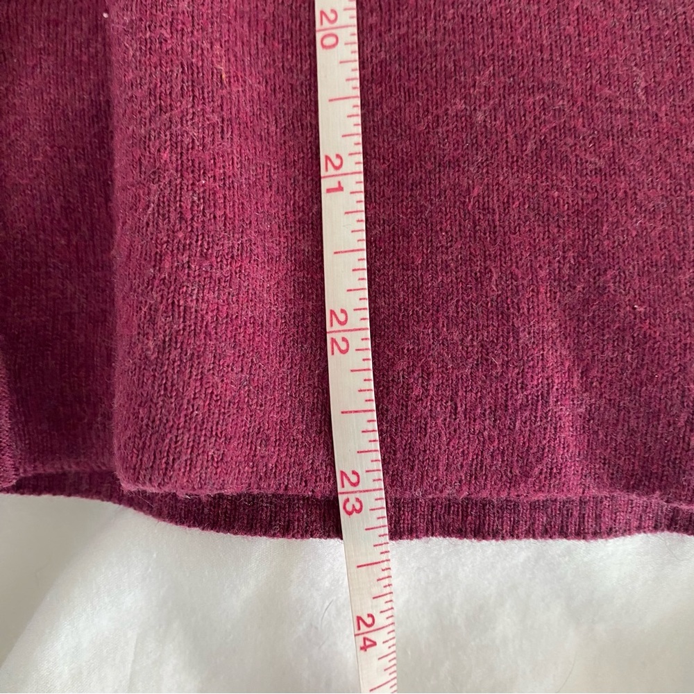 Eddie Bauer Women's Burgundy Cardigan Size Small - Picture 6 of 7
